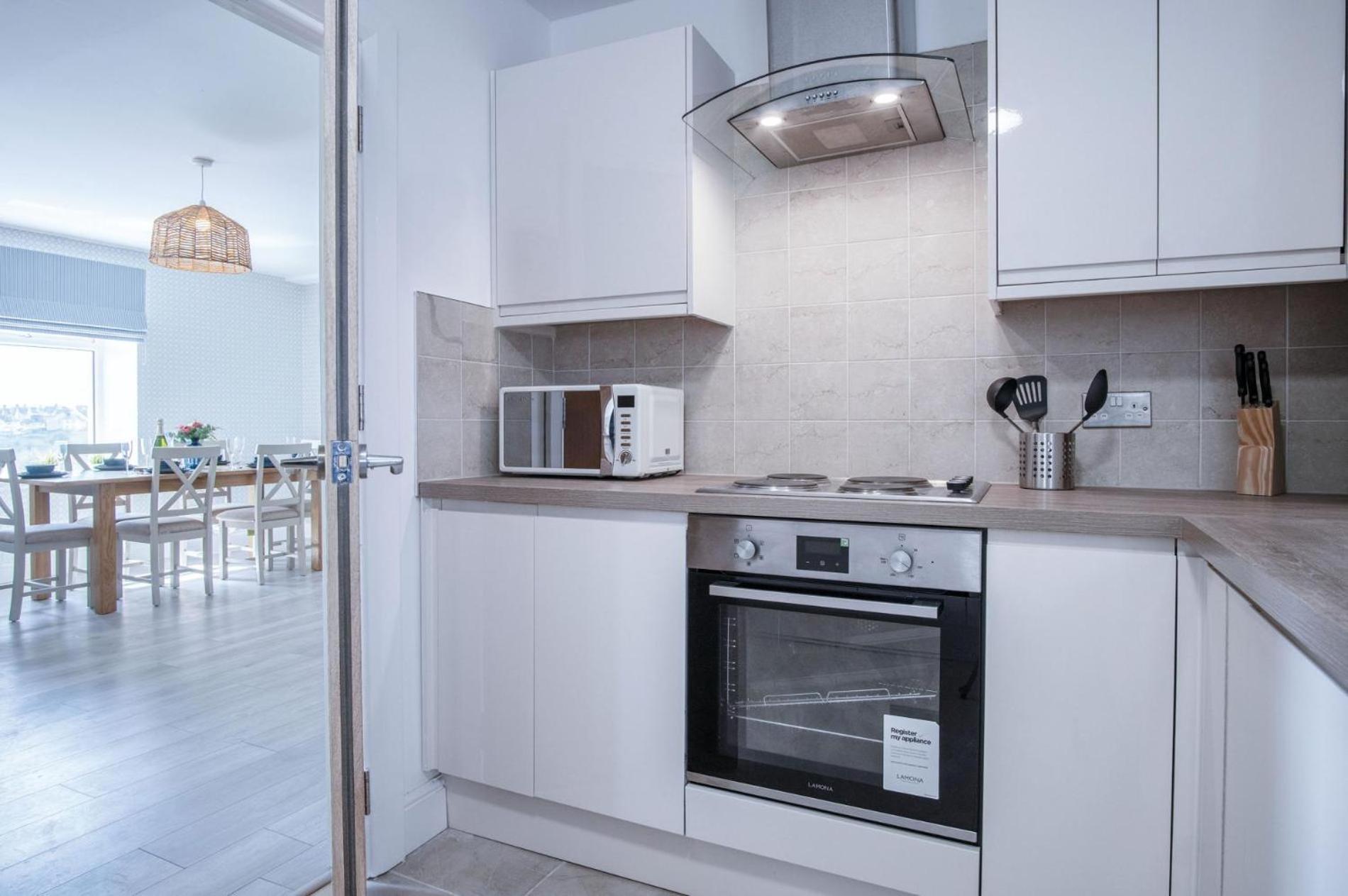 Haven View - 2 Bedroom Apartment - Milford Haven Eksteriør billede