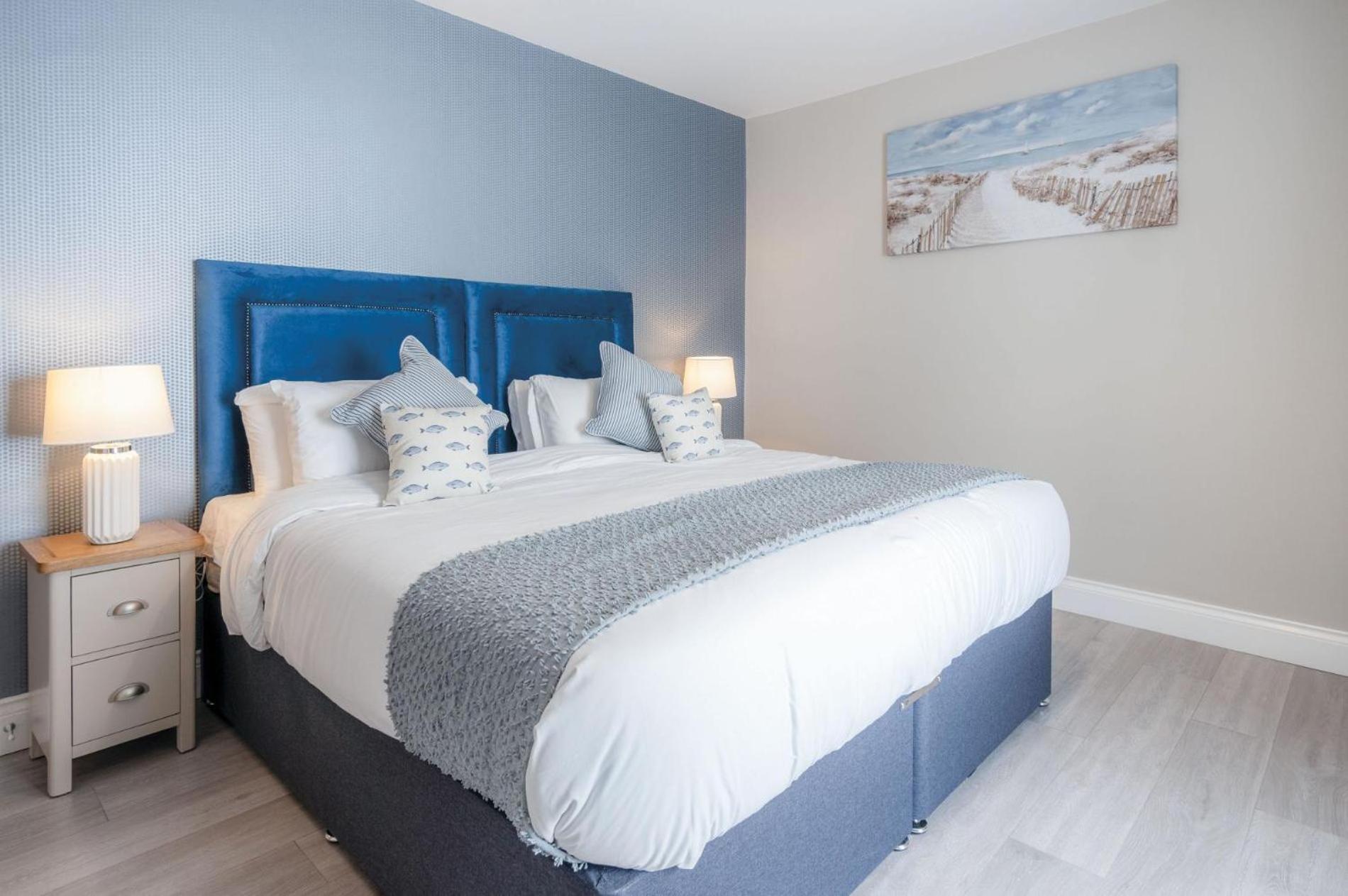 Haven View - 2 Bedroom Apartment - Milford Haven Eksteriør billede