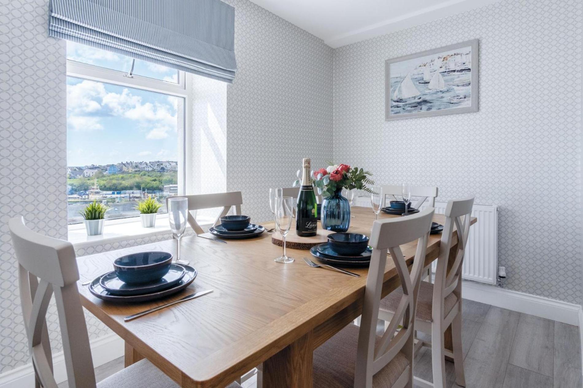 Haven View - 2 Bedroom Apartment - Milford Haven Eksteriør billede